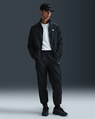 Nike Club Men's Woven Tracksuit. Nike IL